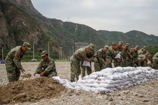 胡明轩谈击败宁波：还是依靠防守 篮板球抢下后打出了我们的快攻